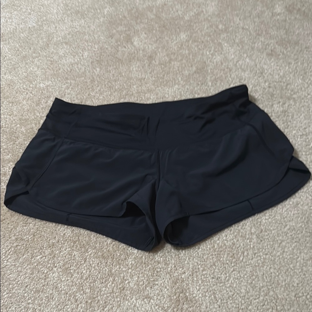 Lululemon Athletica Black Speed Short Midrise 2.5”